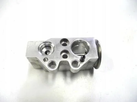 Клапан розширювальний VAG 6Q0820679G