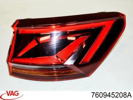 Фонарь задний VAG 760945208A