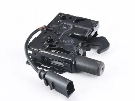 Замок капота V VAG 8S0823509B