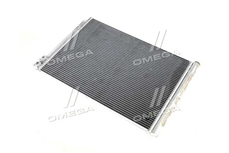 Конденсатор кондиционера BMW 5 F10-F11-F18 (10-) (выр-во VALEO) Valeo 814410
