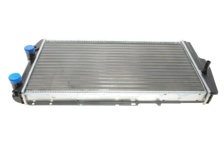Радіатор охолодження двигуна AUDI 100/200 MT/AT 76-90 Van Wezel 03002019