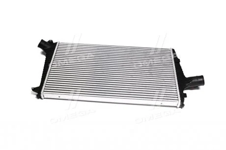Інтеркулер AUDI A6/S6 (C5) (01-) (вир-во) Van Wezel 03004136