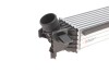 Інтеркулер OPEL MOVANO/ PEUGEOT BOXER 14+ (Van Weze) Van Wezel 17014713 (фото 9)