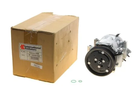 Компресор кондицiонера RENAULT Duster, Logan, Sandero (вир-во) Van Wezel 4300K468