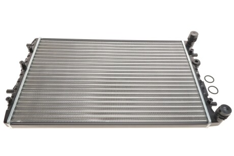 Радіатор охолодження двигуна FABIA 10/12/14 19D MT Van Wezel 76002006