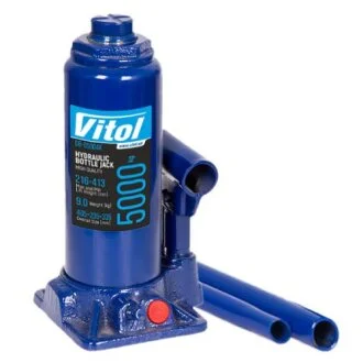 Домкрат гидравлический Vitol 5т в коробке, высота подъема 413мм. VITOL 18522