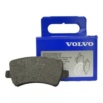 Тормозные колодки задние (электр. паркинг/вентилированные)) VOLVO 32300257